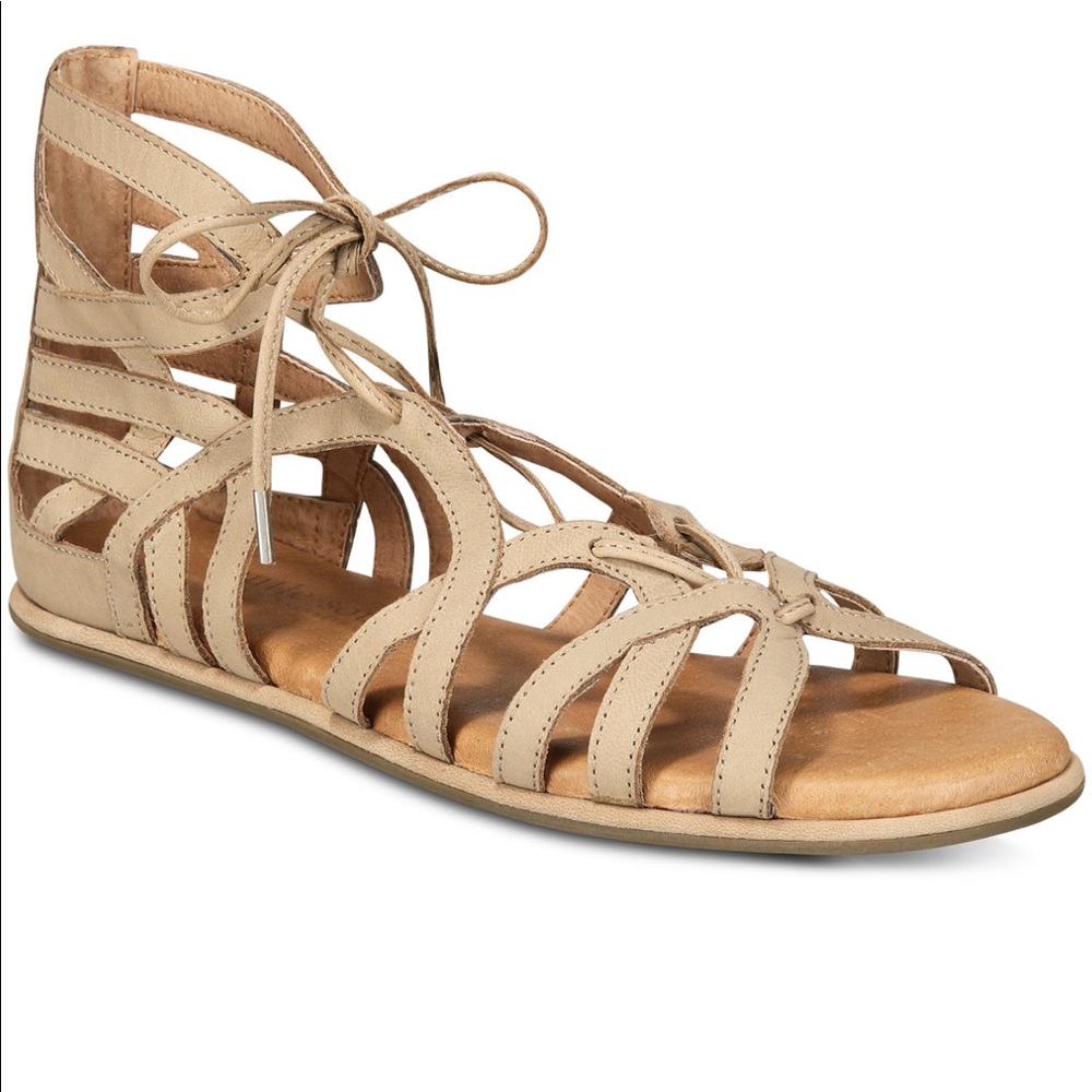 Gentle Souls “Break My Heart” sandals